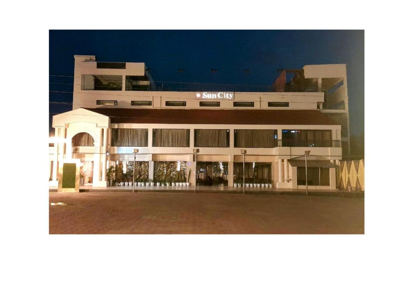The Grand Suncity Hotel & Resorts Μποπάλ Εξωτερικό φωτογραφία